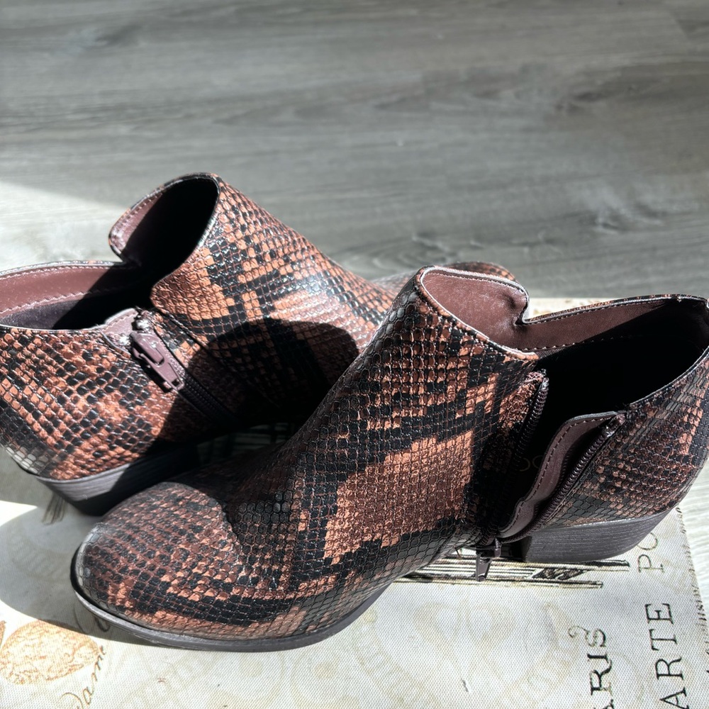 Lightly worn ankle boots